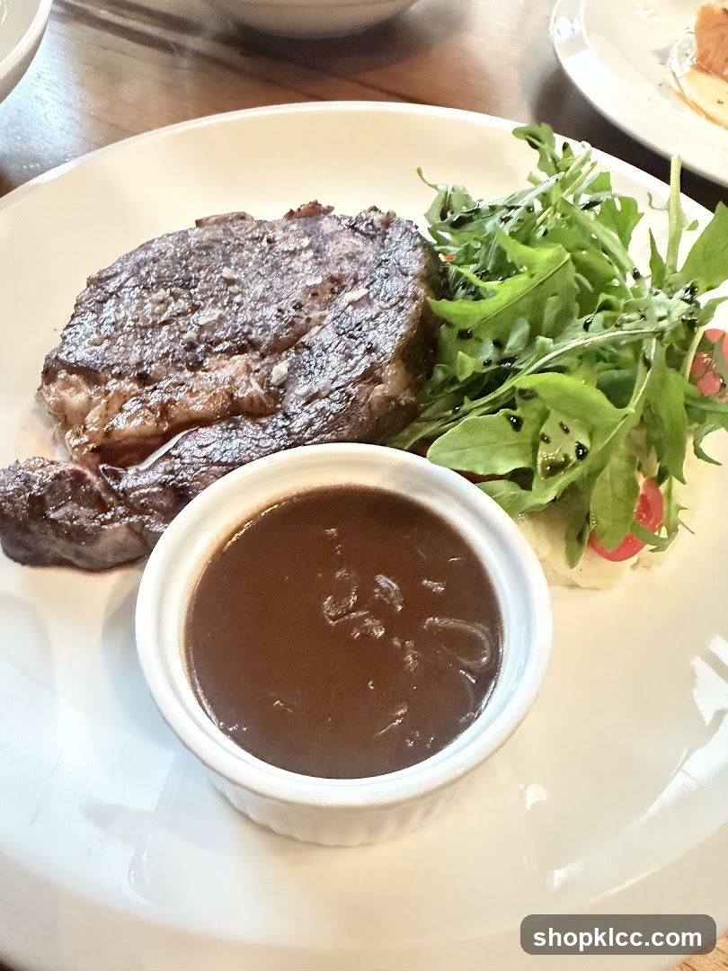 Steak with Arugula and Sauce