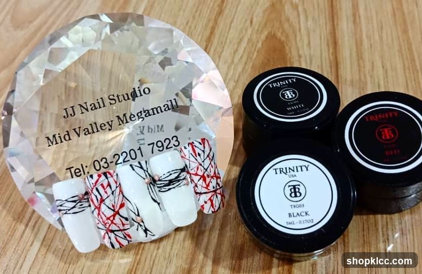 JJ Nail Studio