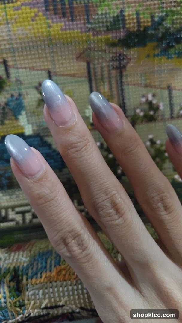 Ombre Nails