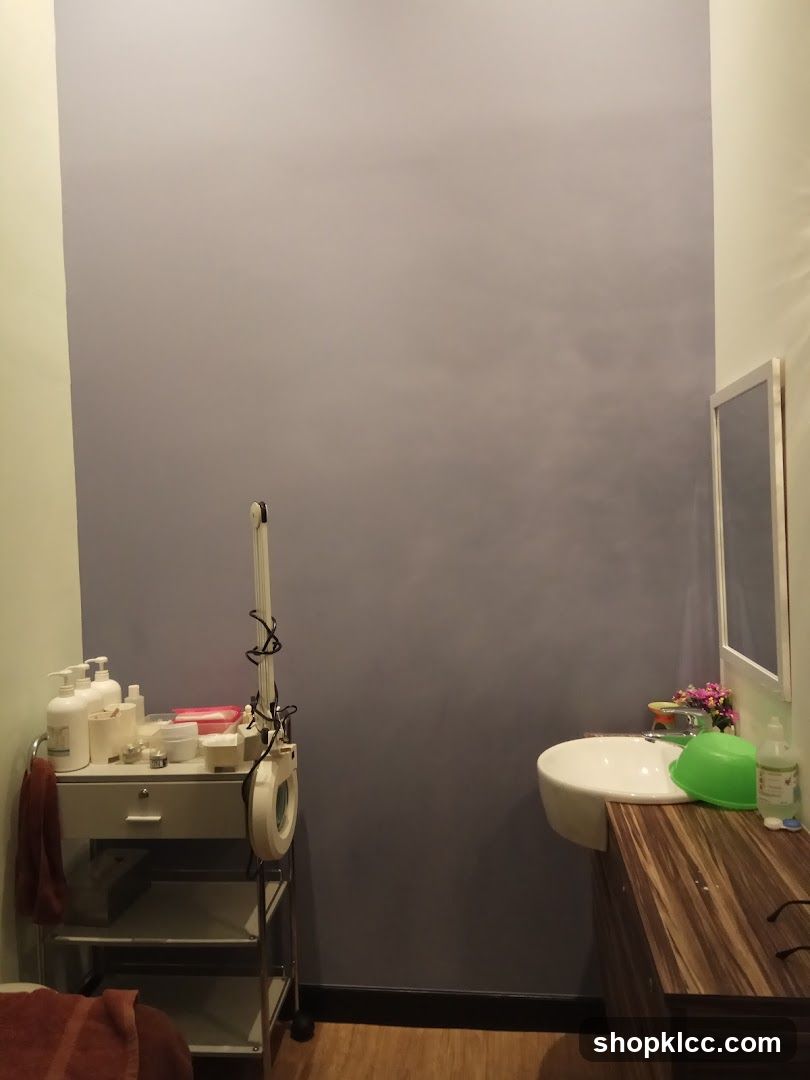 Spa Room with Sink and Equipment