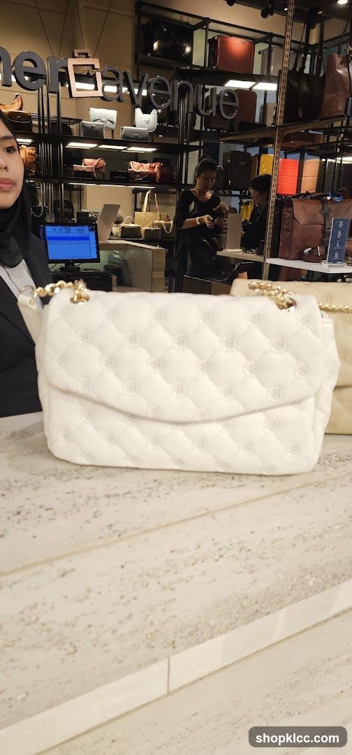 Quilted Handbag Display