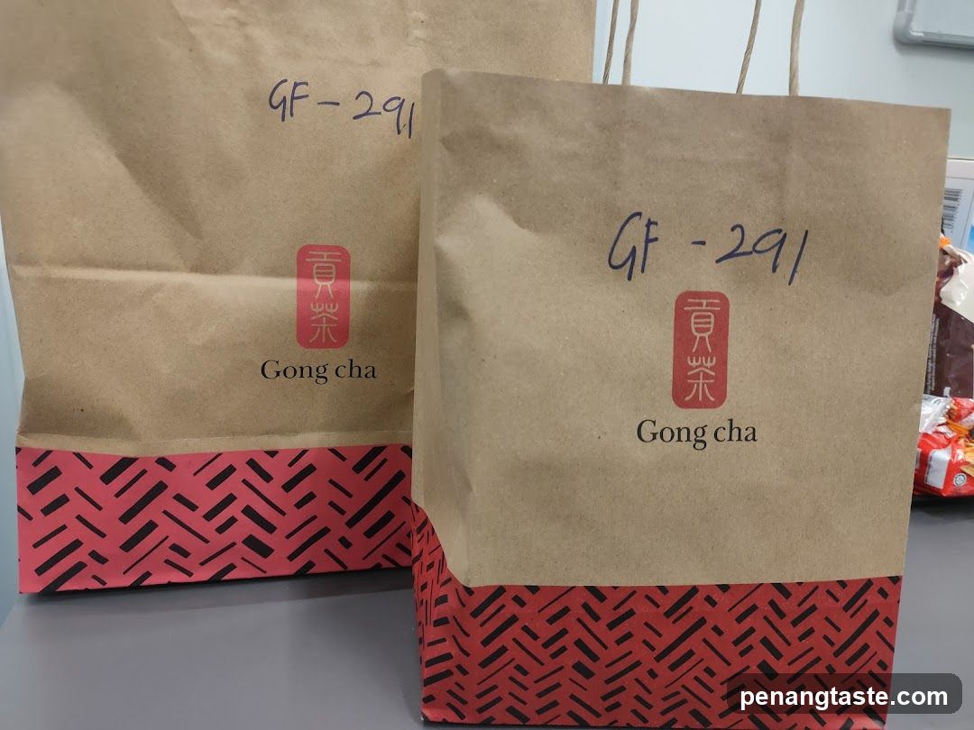 Gong Cha Takeaway Bags