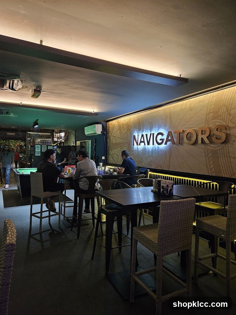 Navigators Interior