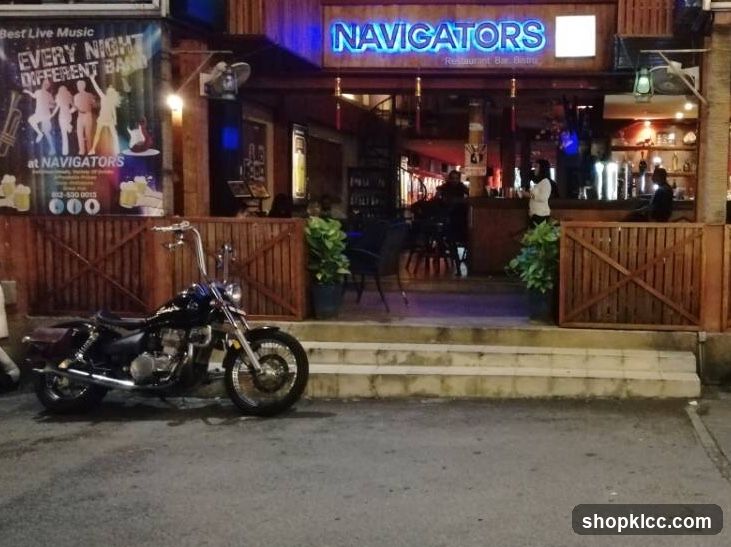 Navigators Bar & Restaurant