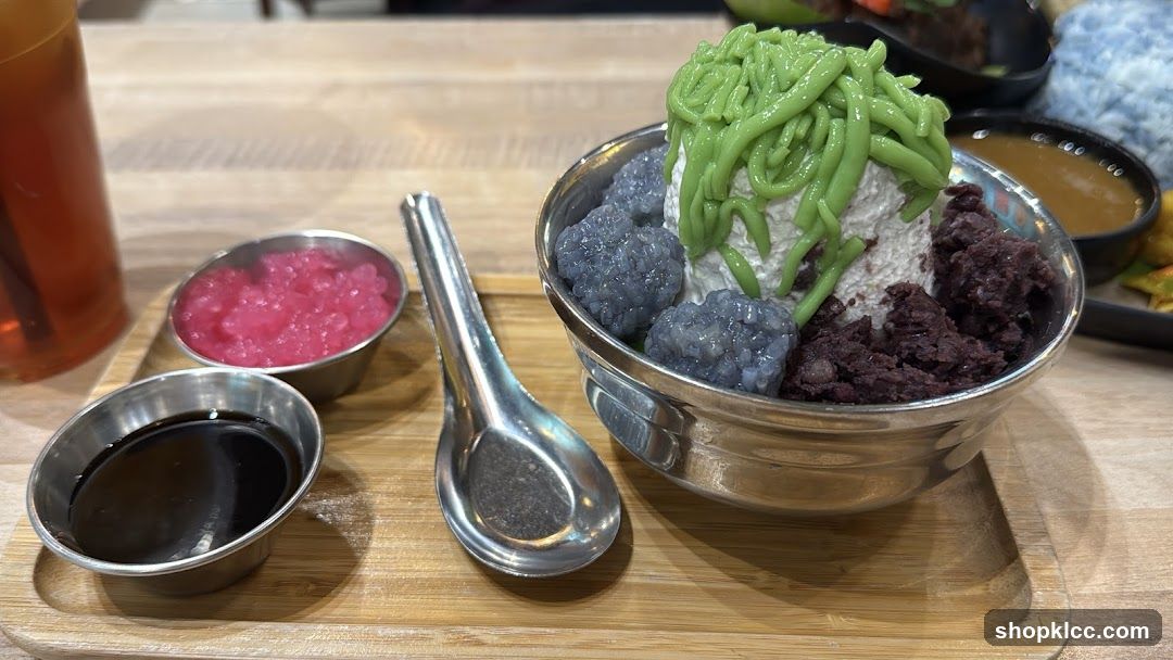 Dessert with Toppings