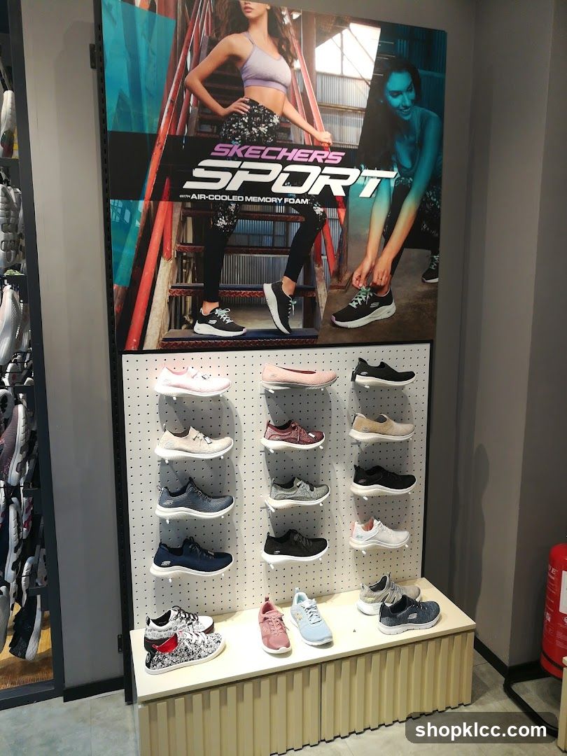 Skechers Sport Display