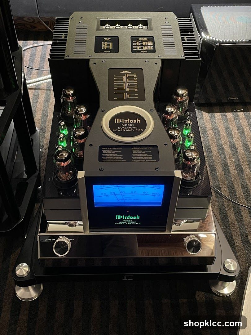 McIntosh MC901 Dual Mono Power Amplifier