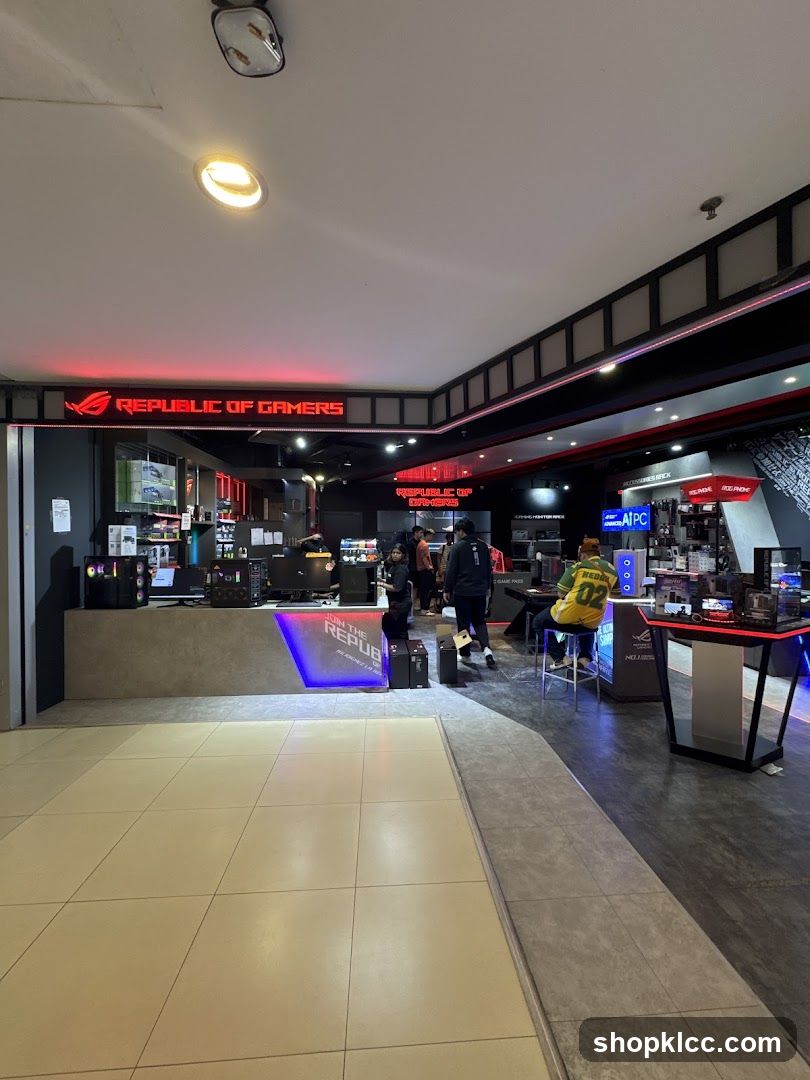 Republic of Gamers Store