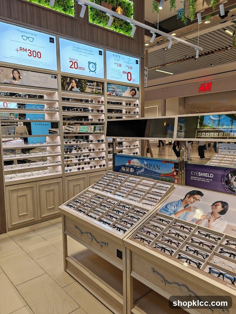 Eyewear Store Display