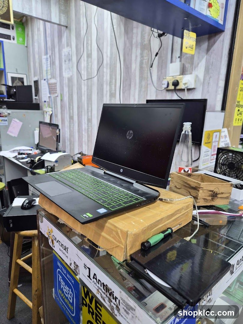 Computer Repair Shop