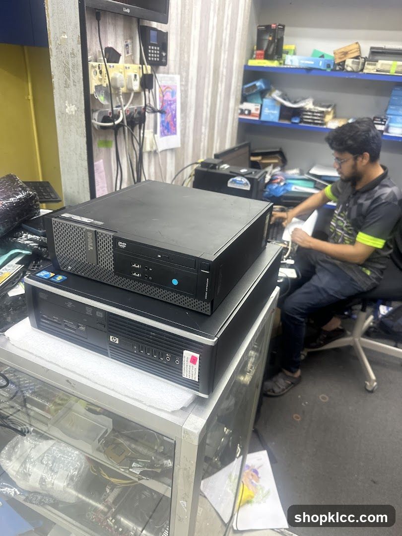 Computer Repair Shop