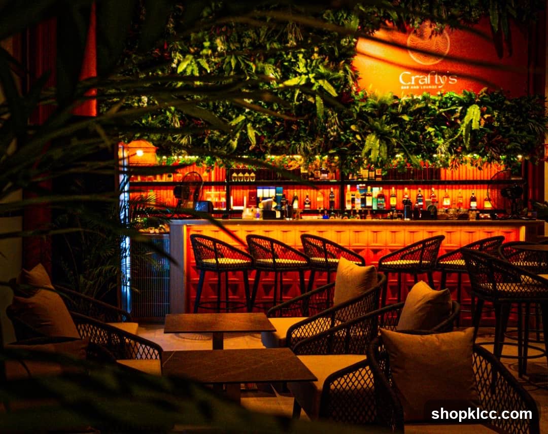 Crafty's Bar and Lounge Interior