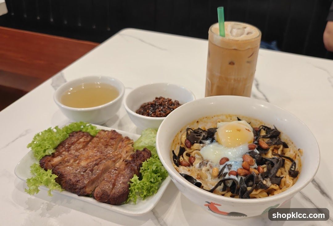 Noodles with Pork Chop and Drink