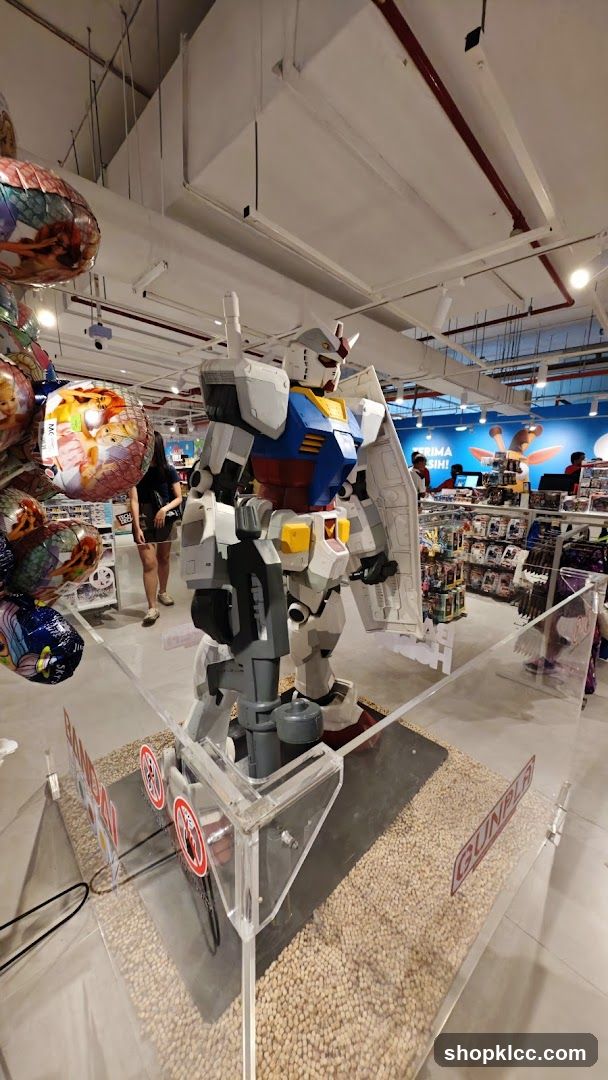 Gundam Model Display