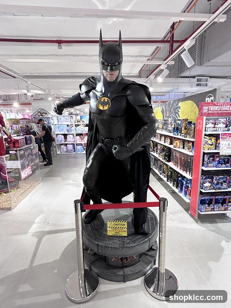 Batman Statue Display