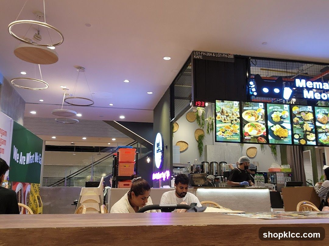 Food Court Display