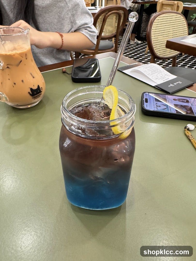 Layered Drink with Lemon and Iced Tea